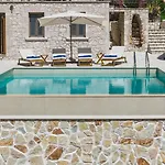 Apartament Vangelis